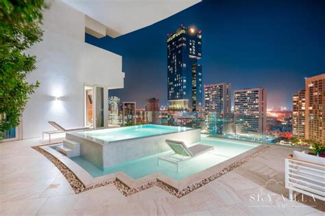 Ultra Luxurious Sky Villa With Private In Dubai, Dubai, 